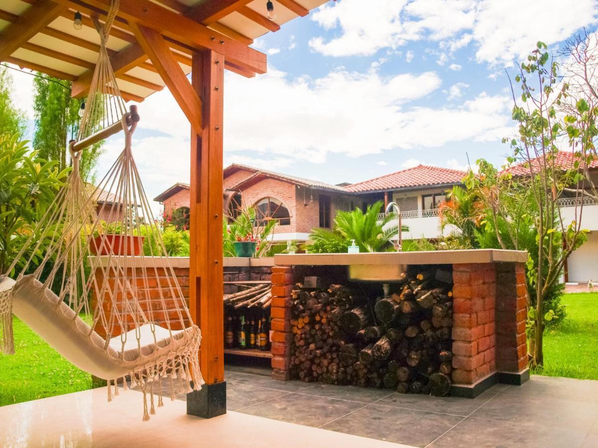 Bamboo Village Place Tumbaco Buitenkant foto